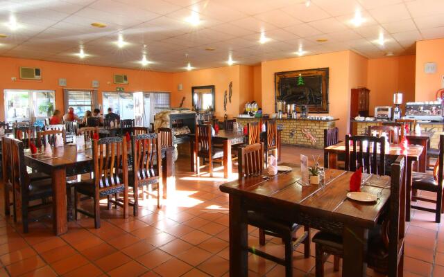 Kalahari Arms Hotel