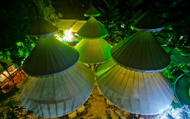 Deep Forest Garden Hotel