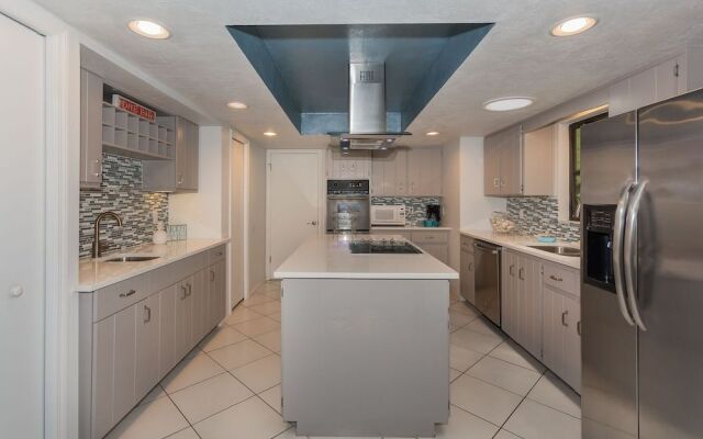 4604K - Beachside Splendor