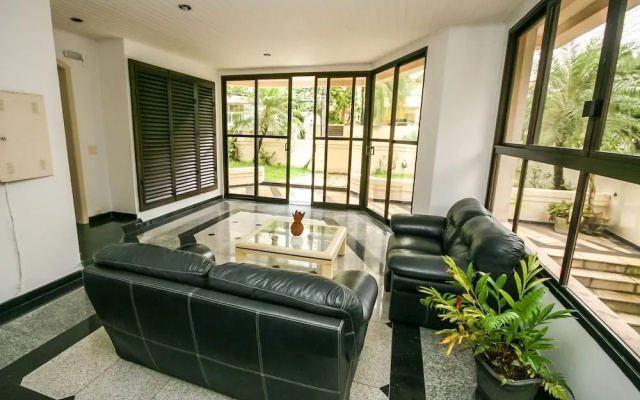 Suites Natalia Enseada