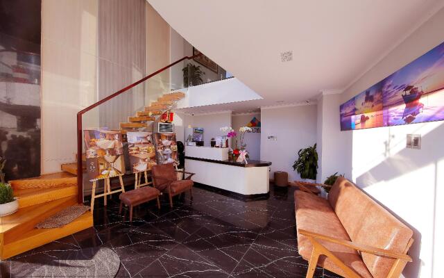 Varia Hotel