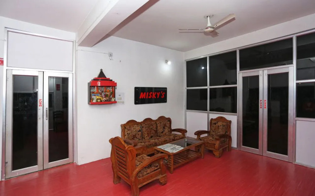 Misky S Guest House by OYO Rooms