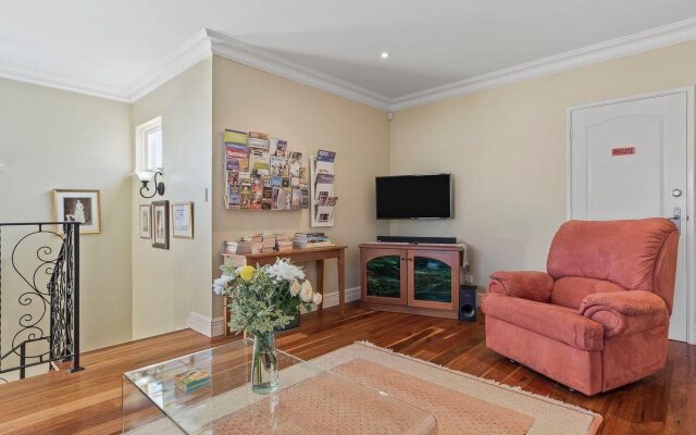 Sorrento Beach Bed & Breakfast