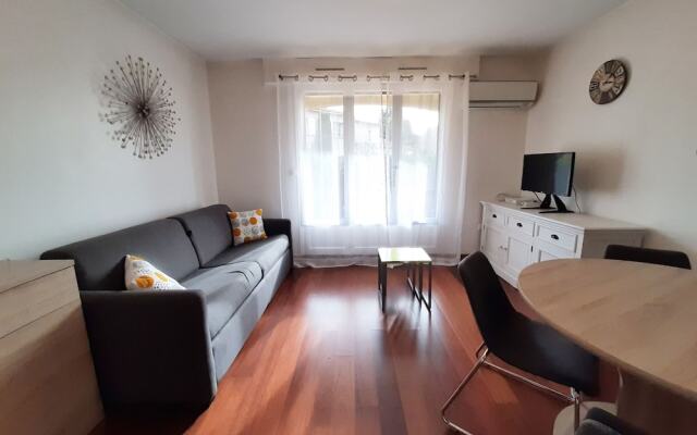 Beau T2 Climatisé Parking Plage à 800m - Ted Home