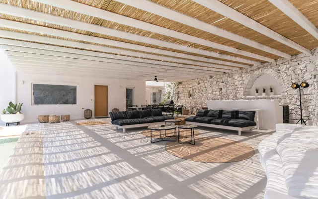 Villa Psarou - The Above Nammos Experience