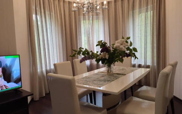 Апартаменты Апарт Трофи на улице Октябрьская 8