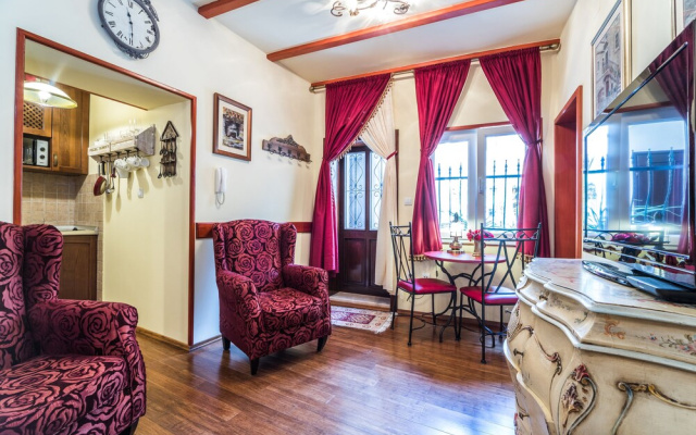 Emperor's Suites