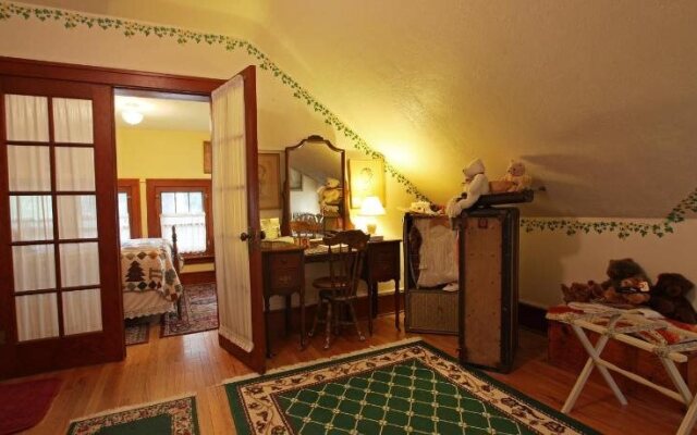 Robins Nest Bed & Breakfast