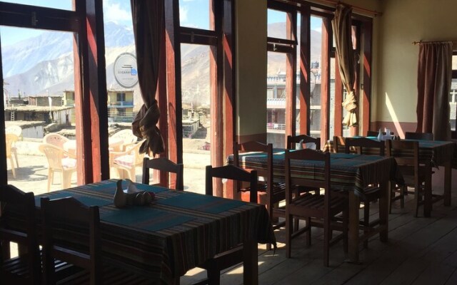 Hotel Himalayan Paradise