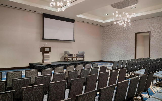 Buffalo Marriott at LECOM HARBORCENTER