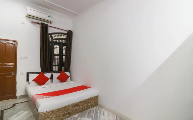 Xpress Stays by OYO Rooms