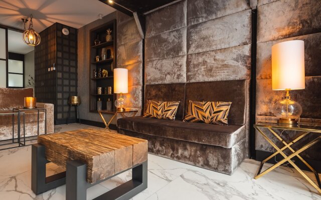 Art Suites Hotel