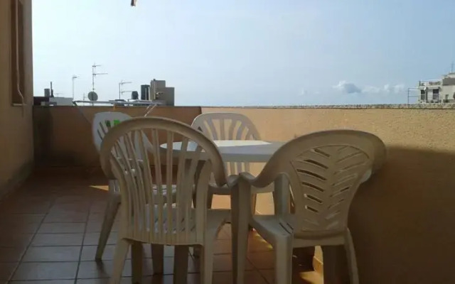 Candela Ático