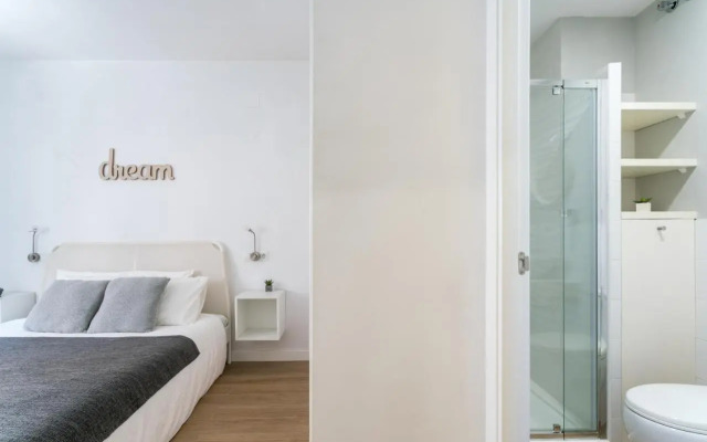 TRIANA 3 Bedrooms & 2 bath Parking Included