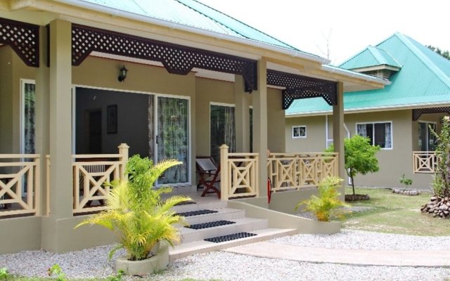 Cosy Lodge in Seychelle for 6 in La Digue, Seychelles from 219$, photos, reviews - zenhotels.com