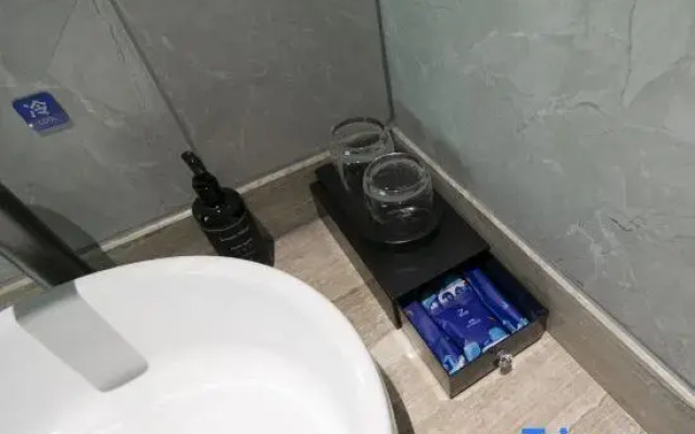 Yeste Hotel (Guangzhou Zengcheng Xintang High-Speed Railway Station)