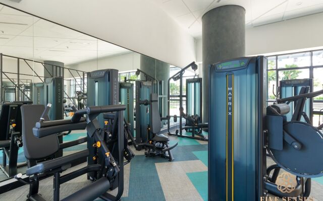 Datum Jelatek Sky Residence KLCC, Five Senses