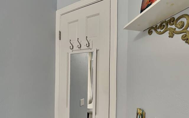 St Thomas Square #1204c