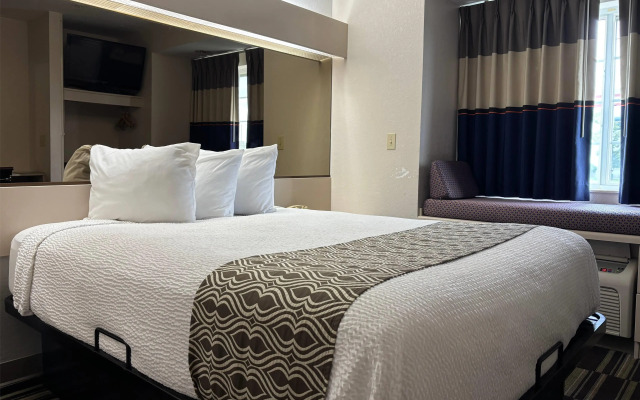 Microtel Inn by Wyndham Champaign