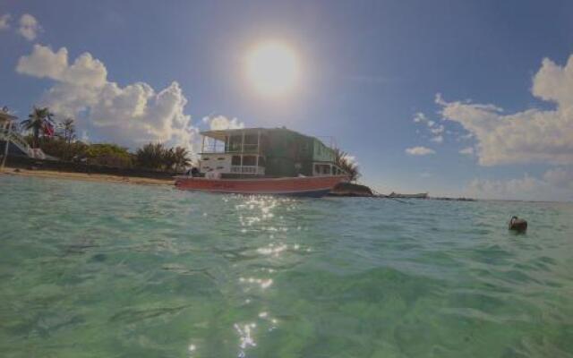 Mimundo Corn Island Hostel