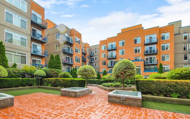 Belltown's Flower Moon