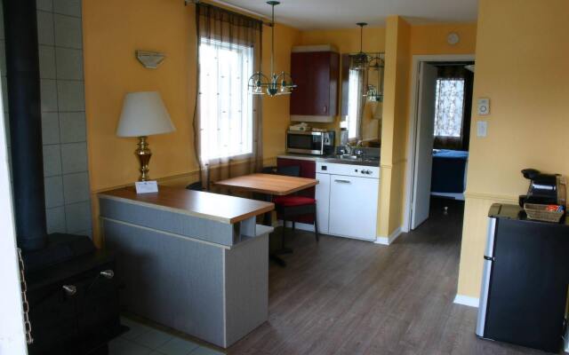 Motel des Pentes et Suites