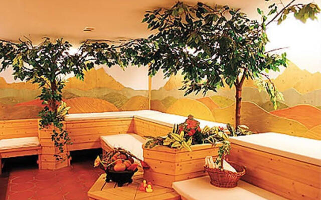 Hotel Lebzelter