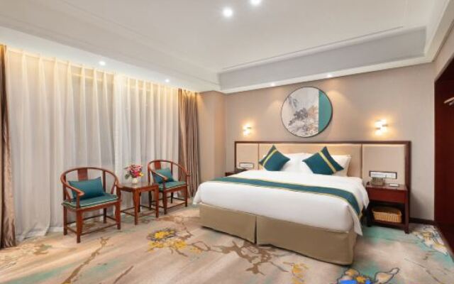 Phoenix Hotel