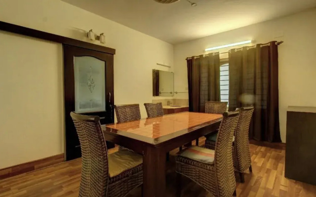 OYO 24935 Aiwan E Ashraf Suites