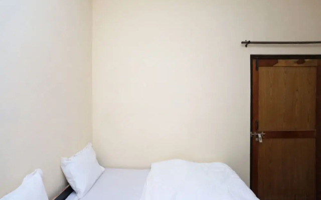 OYO 12312 Home Lake View 2 BHK Bhimtal