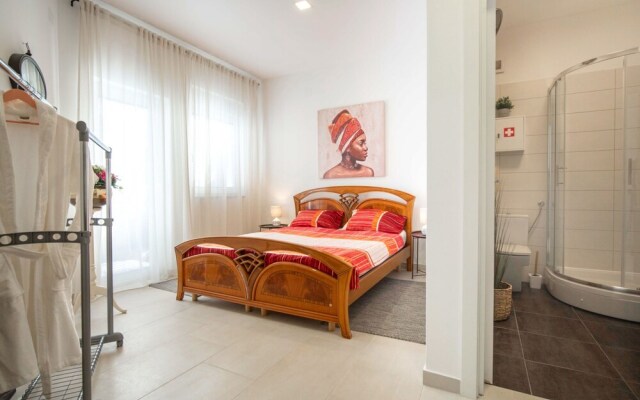 Ena 1 Trinajsti i in Trinajsti i