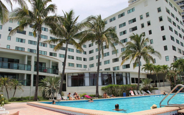 Deluxe Private Studios at the Casablanca