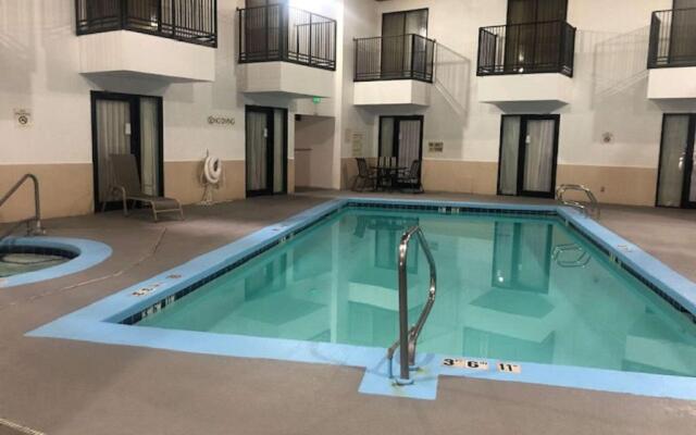 SureStay Plus Hotel by Best Western Albuquerque I40 Eubanks