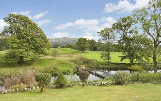 Riverbank At Stepping Stones