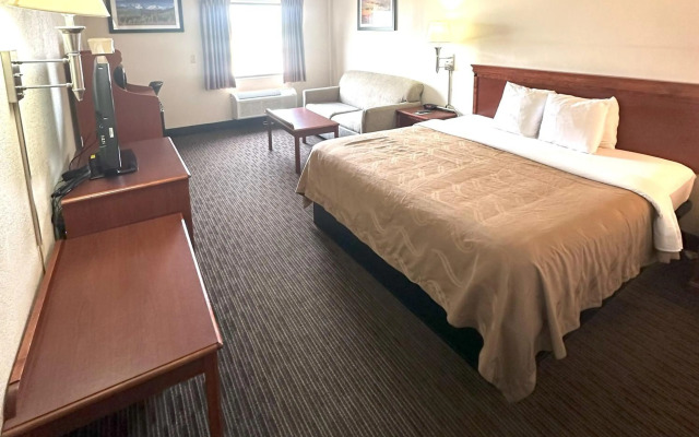 Quality Inn & Suites Salina