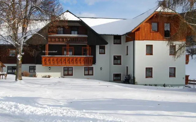 Hotel-Pension Schwarzenhof