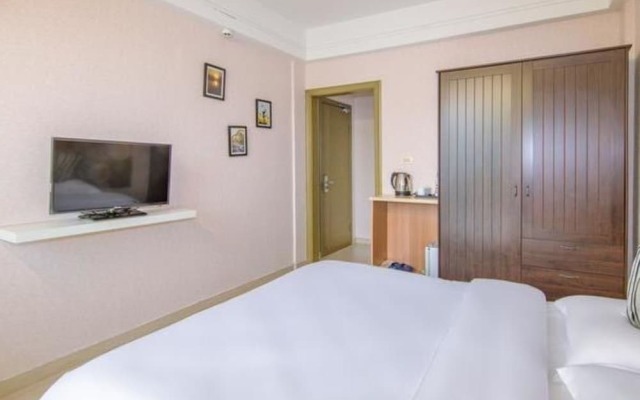 Floral Hotel Your House Yongjia