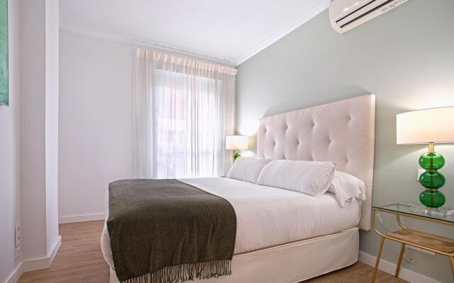 Stunning 2BD Apartment with City Views. San Pablo