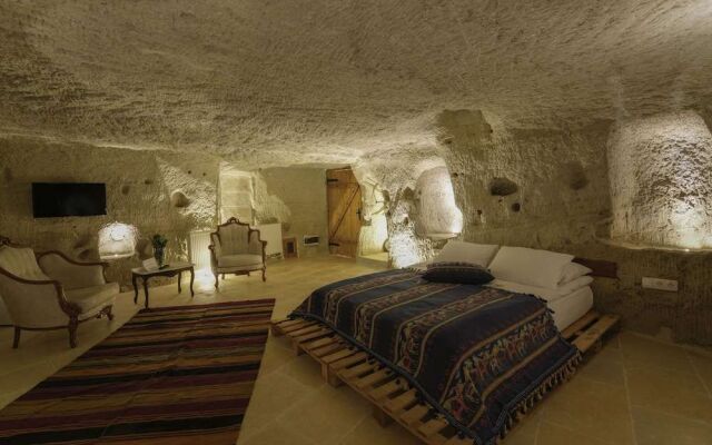 My Cave Suites