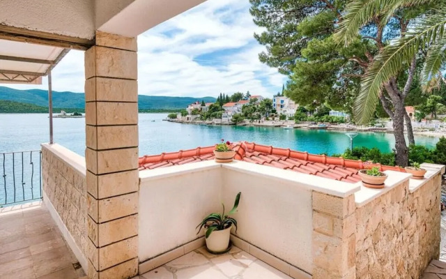 Mesmerising Apartment in Klek