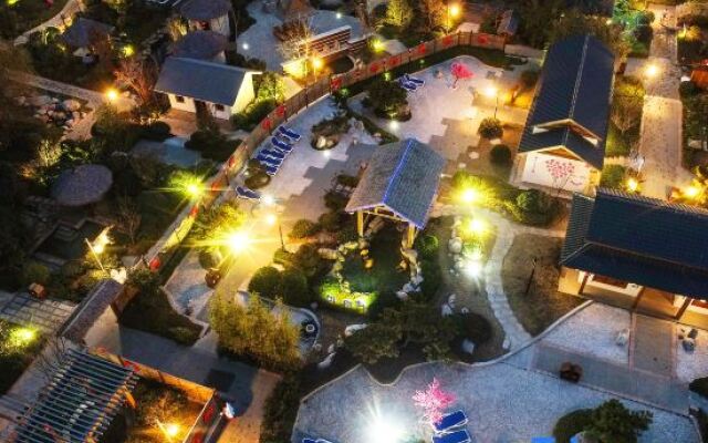 Yinji Huangdi Palace Yu Hot Spring Hotel (Animal Kingdom)