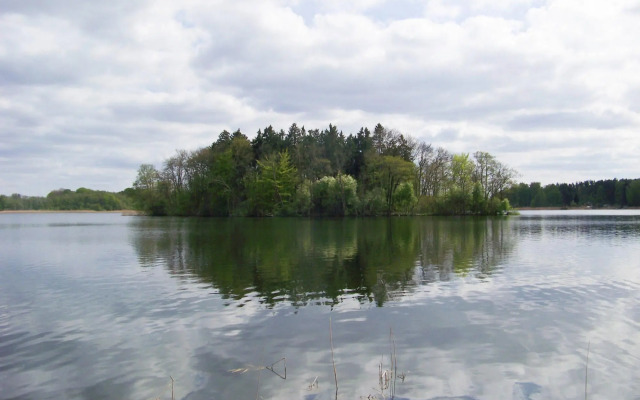 Semi detached house, Glave