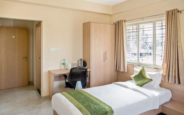 Treebo Indus Residency Premium