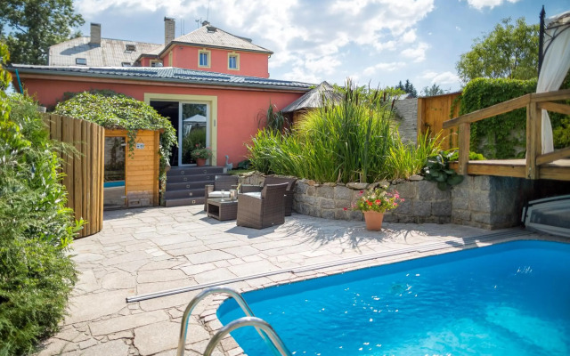 Pytloun Wellness Travel Hotel