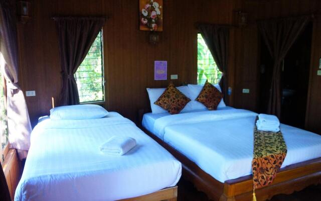 Pai Treehouse Resort