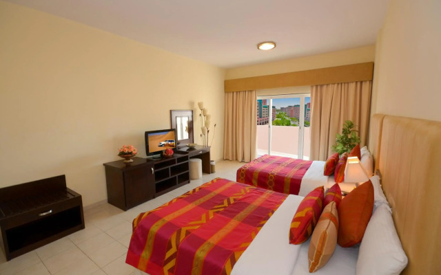 Parkside Suites Hotel Apartment