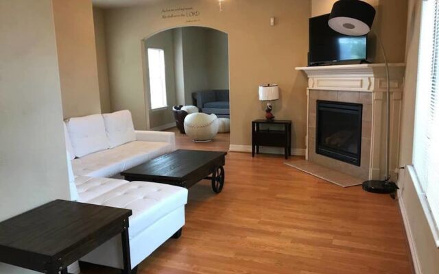 Entire Premium Spacious Luxury Home