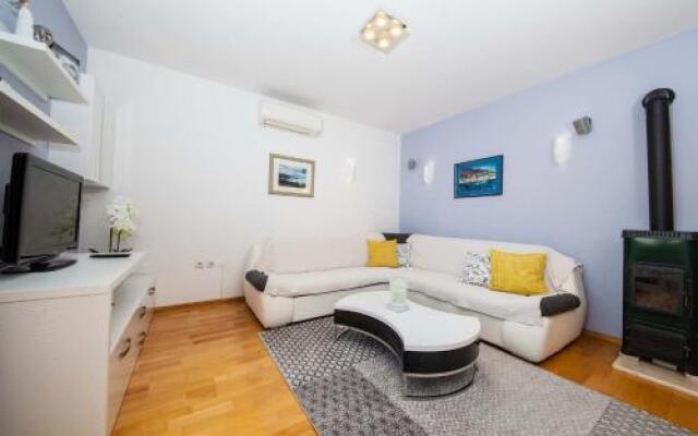 Apartment Sarena