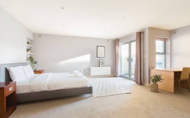 City Centre 1 Bedroom Apartment