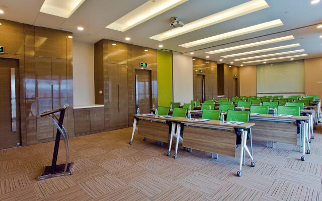 Holiday Inn Express Xi'an High-tech Zone by IHG
